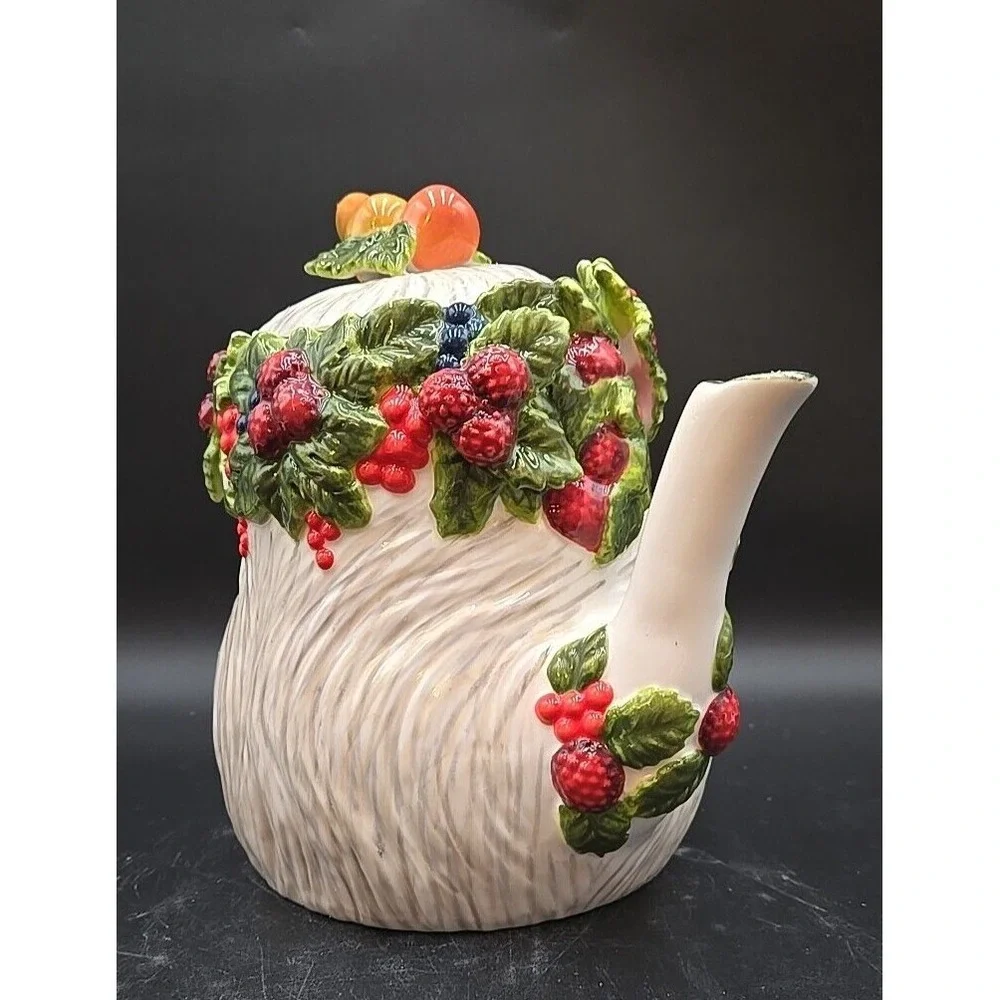 Department 56 Santa Christmas Holiday Seasonal Fruit‎ Teapot w/ box
